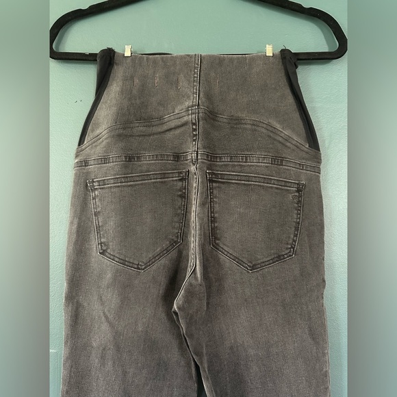 Madewell Maternity Over-the-Belly Skinny Jeans in Black Sea size 24 - Picture 7 of 8